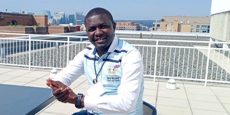Fridolin Ngoulou : Coûts élevés, mauvaise qualité et régulation défaillante des télécoms en Centrafrique